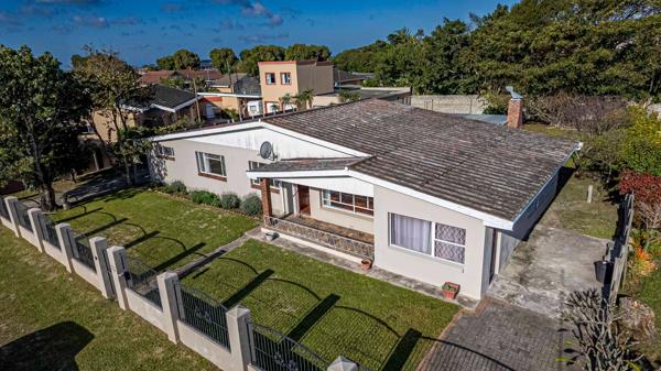 5 Bedroom House