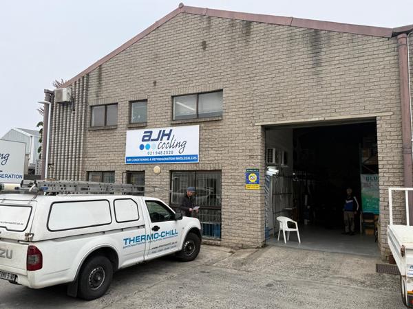454 m² Industrial space
