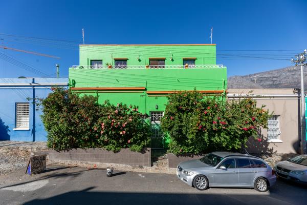 10 Bedroom House
