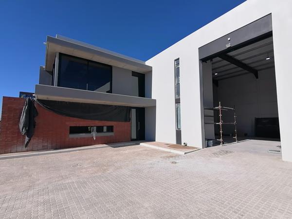 436 m² Industrial space