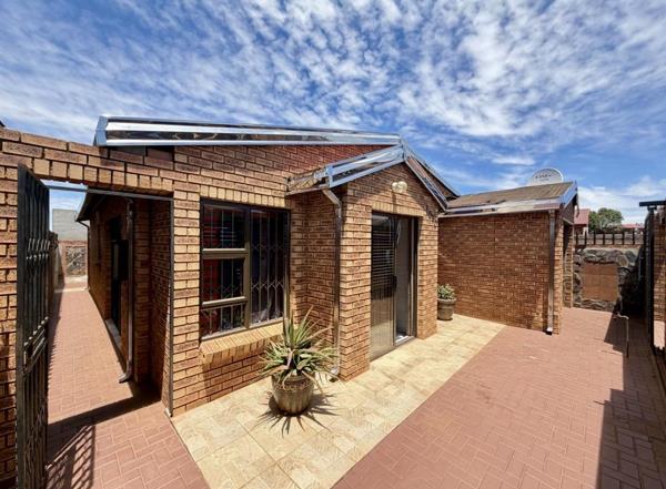 2 Bedroom House