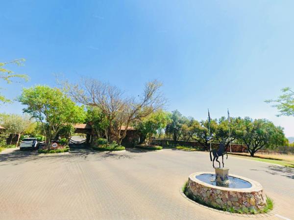 3 158 m² Land