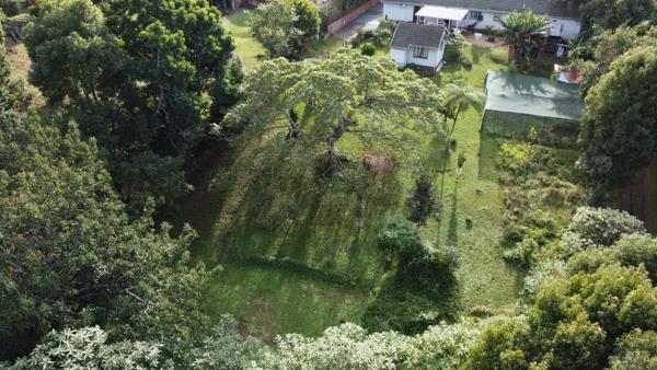 2 021 m² Land