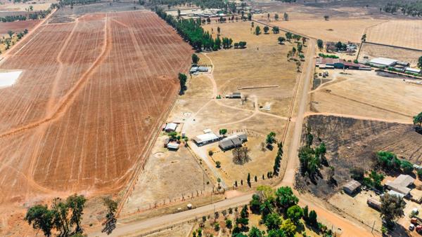 2.4 ha Farm