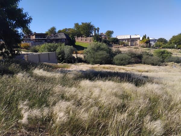 868 m² Land