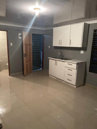 1 Bedroom House