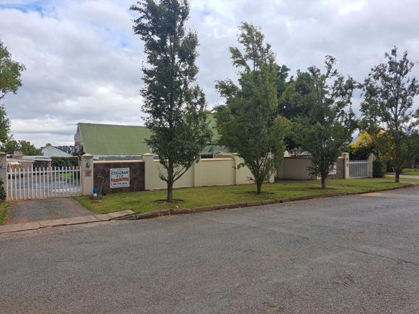 10 Bedroom House