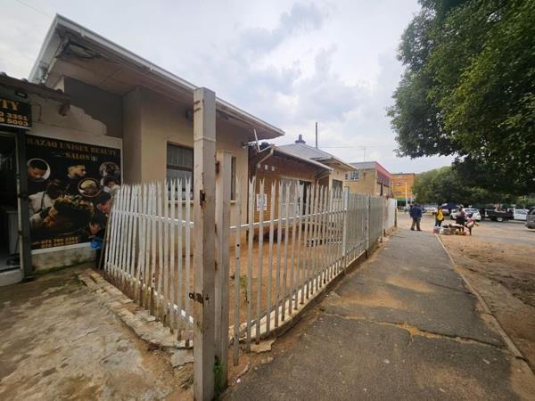 385 m² Commercial space