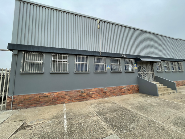 300 m² Industrial space