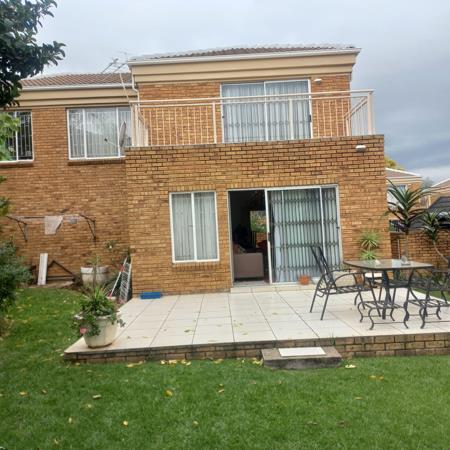 3 Bedroom Townhouse