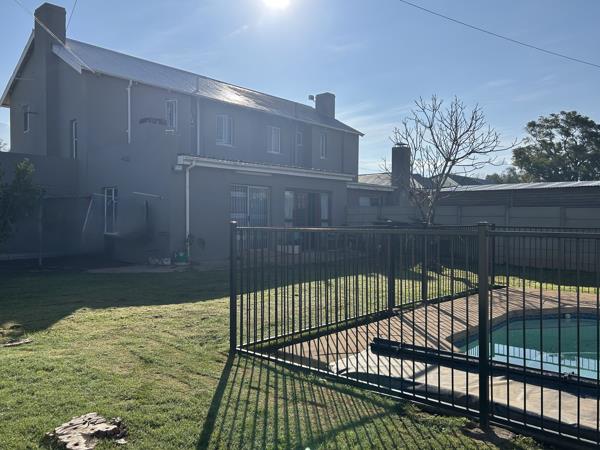 2 Bedroom House