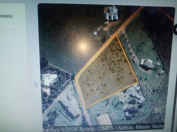 1 ha Land