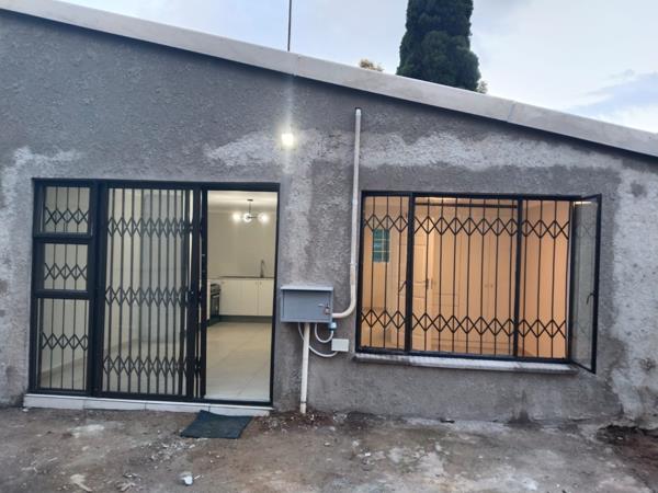 1 Bedroom House