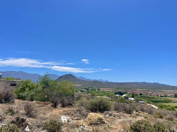 1 390 m² Land