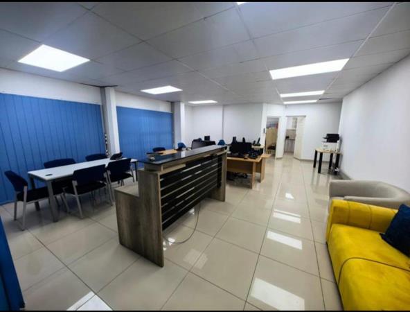 103 m² Office Space