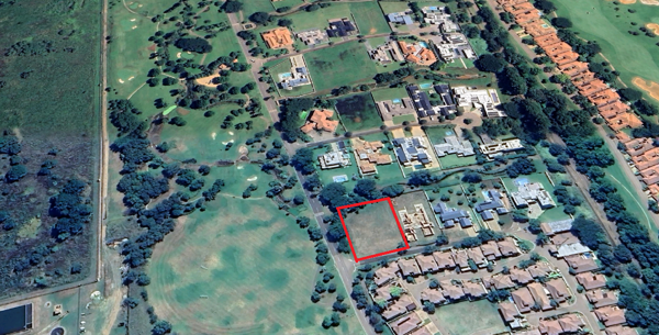 1 873 m² Land