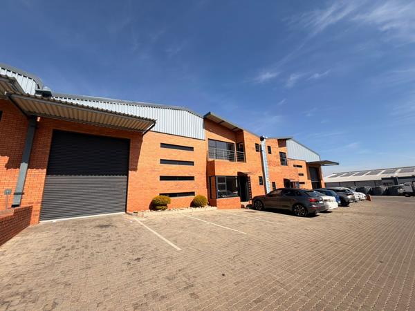 412 m² Industrial space