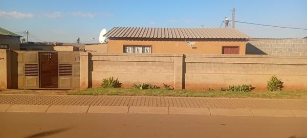 2 Bedroom House