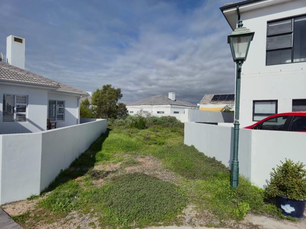 407 m² Land