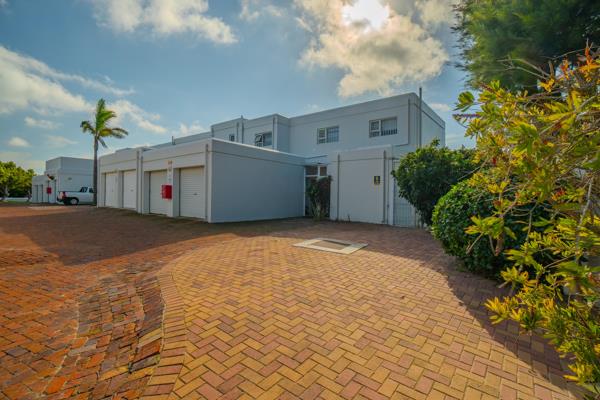 4 Bedroom Townhouse