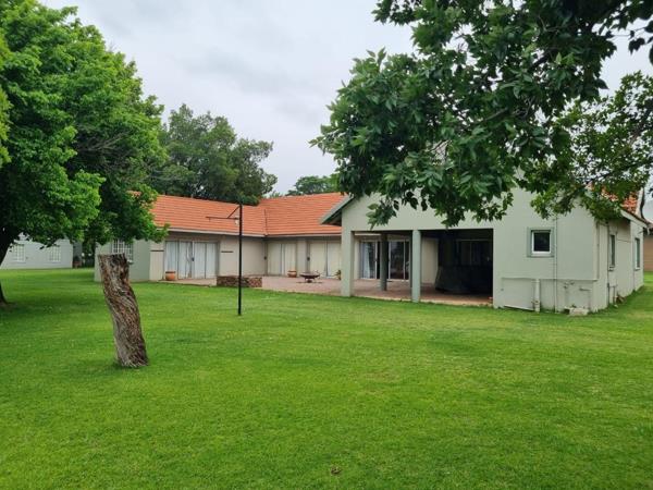 5 Bedroom House