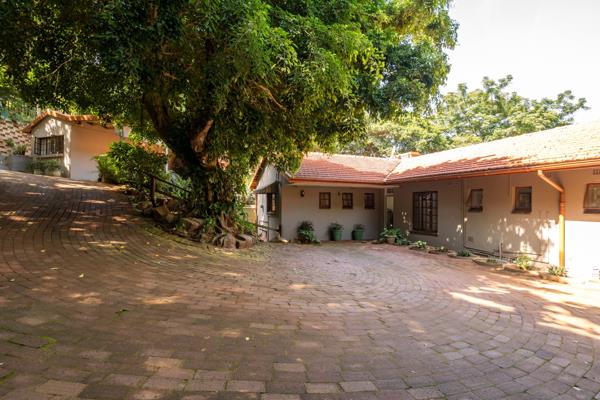 6 Bedroom House