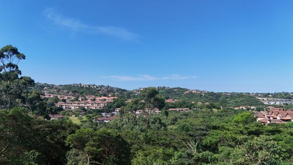 1 340 m² Land