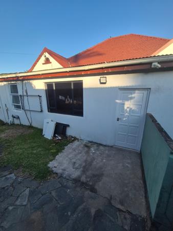 1 Bedroom Garden Cottage