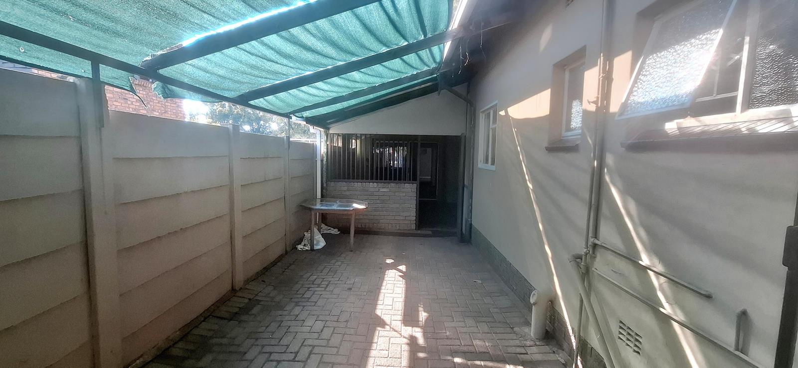 1 Bedroom Garden Cottage in Booysens