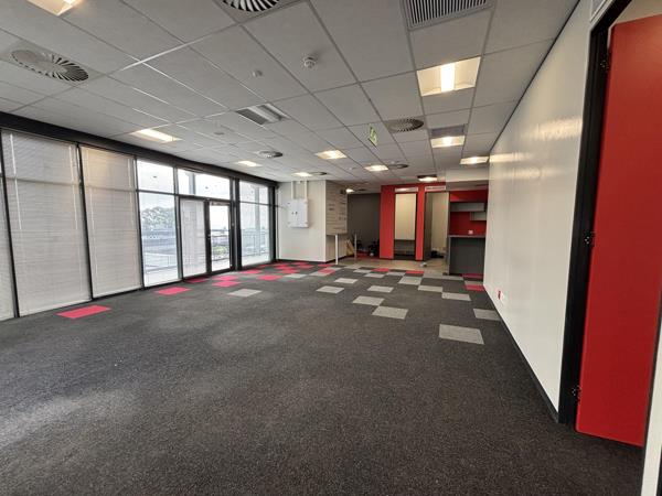 156 m² Commercial space