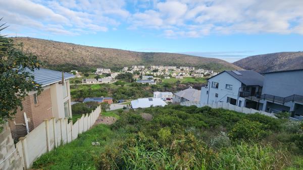 893 m² Land