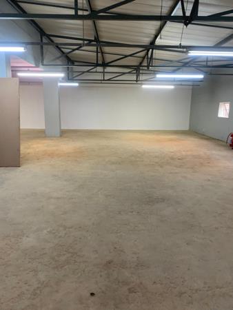 216 m² Commercial space