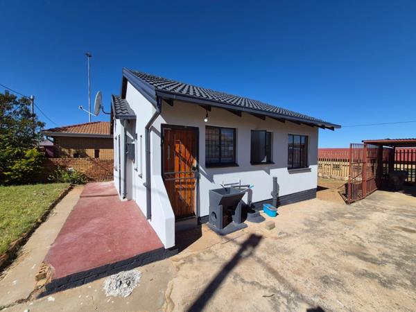 2 Bedroom House