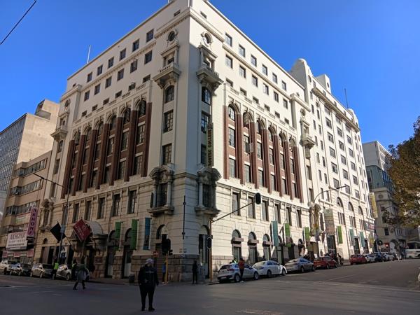 867 m² Retail Space