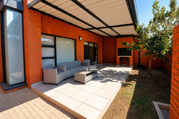 3 Bedroom Townhouse