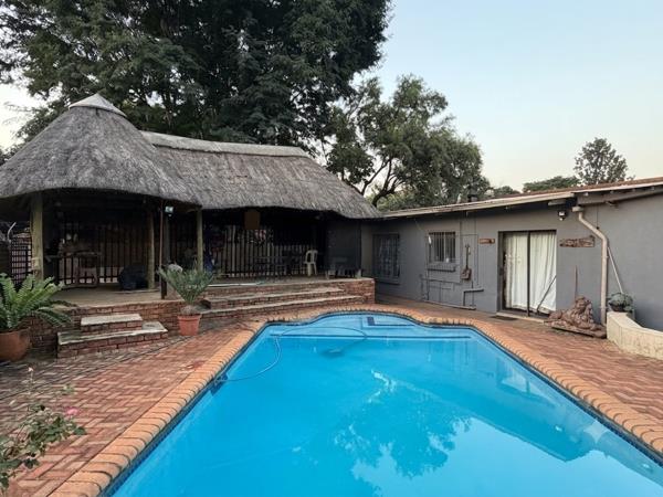 5 Bedroom House