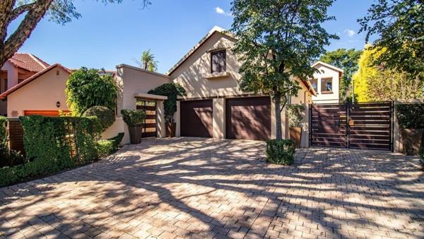 7 Bedroom Townhouse