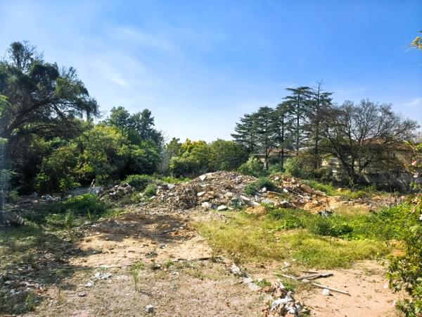 4 084 m² Land