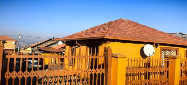 2 Bedroom House
