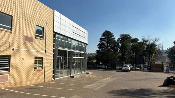 2 227 m² Retail Space