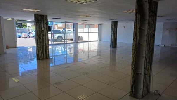 244 m² Retail Space