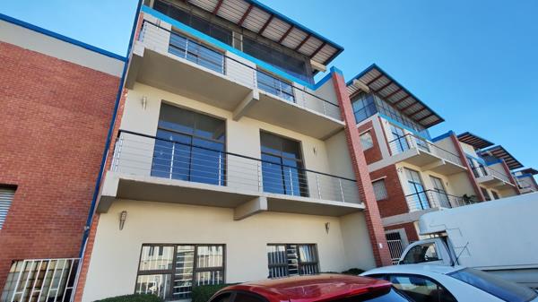 665 m² Industrial space
