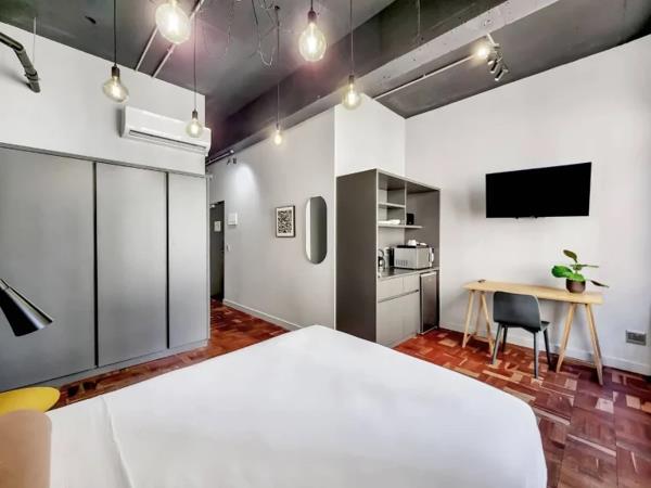 1 Bedroom Apartment