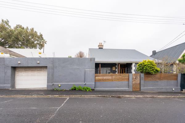 6 Bedroom House