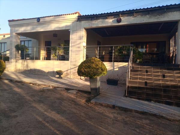 6 Bedroom House
