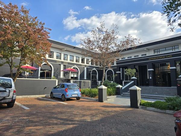 456 m² Office Space
