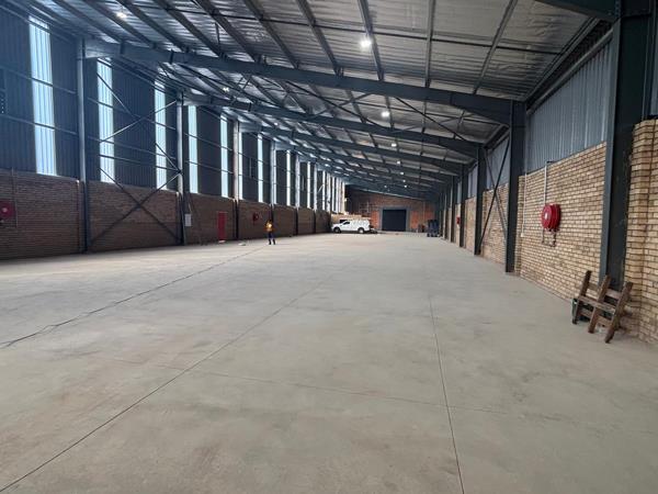2 250 m² Industrial space