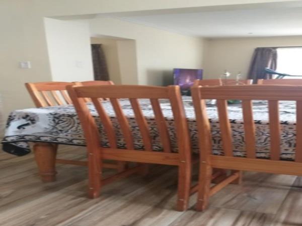 6 Bedroom House