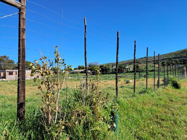 2 141 m² Land
