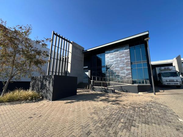 2 596 m² Industrial space